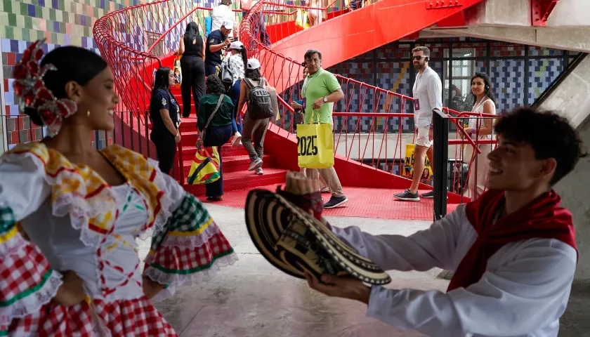 Escuela Distrital de Arte y Tradiciones Populares.