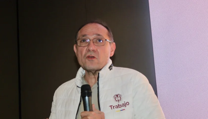 Antonio Sanguino, ministro de Trabajo y encargado de la Superintendencia de Subsidio Familiar. 