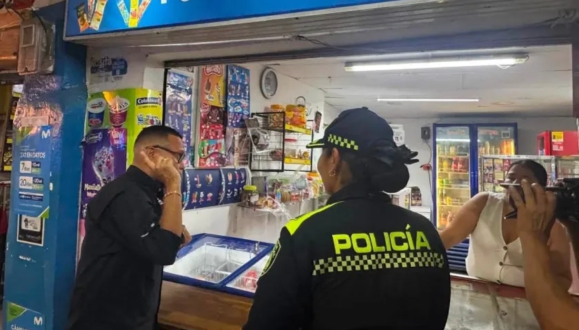 La Policía se encuentra realizando recorridos por el municipio tras las amenazas. 