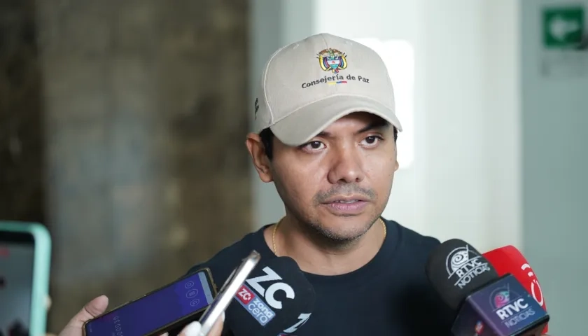 Delegado del Gobierno Nacional para el Espacio de Conversación Sociojurídico de Barranquilla de la Consejería de Paz, Camilo Pineda. 