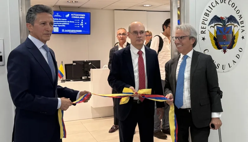 Inauguración de la nueva sede del Consulado de Colombia.