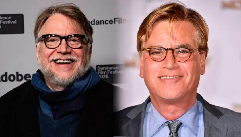 El director Guillermo del Toro y el guionista Aaron Sorkin.