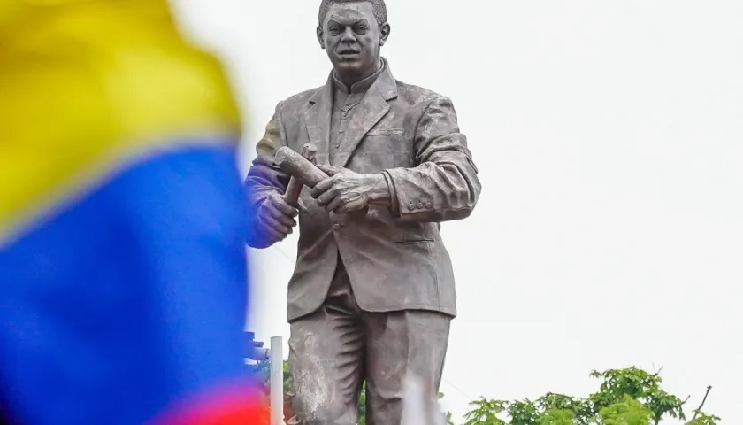 Escultura de Joe Arroyo. 