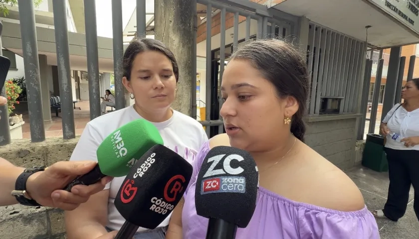 Aliana Duque, mamá de la niña. 