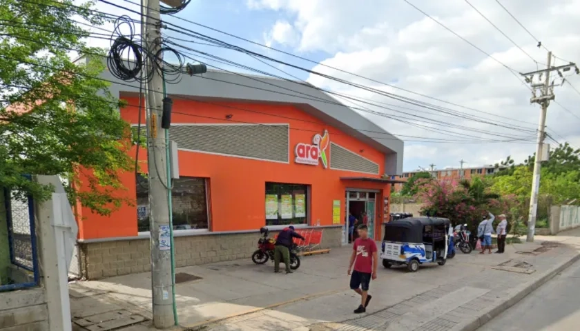 Supermercado Ara en Manuela Beltrán. 