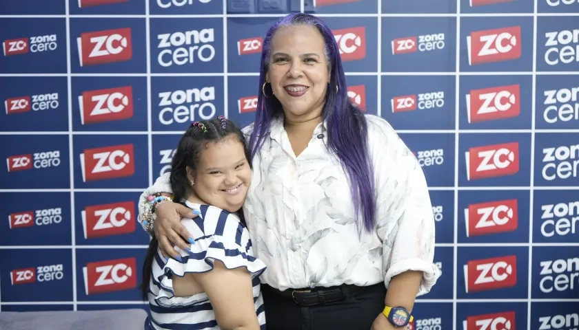 Vera Judith Diazgranados con su hija Verita.