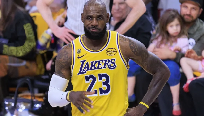 LeBron James dejó los Lakers de Los Ángeles luego de ocho temporadas.