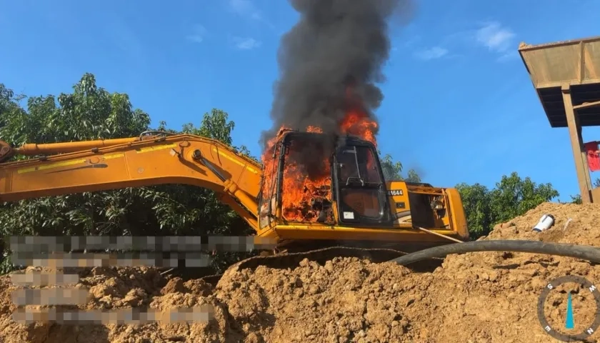 Maquinaria destruida en la mina ilegal. 