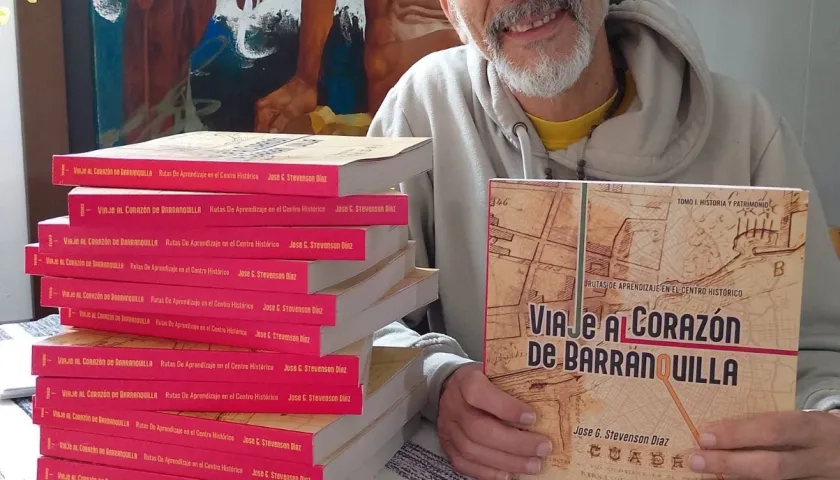 Escritor José Stevenson. 