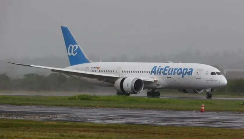 Una vez garantizada la completa disponibilidad del Aeropuerto Internacional Simón Bolivar