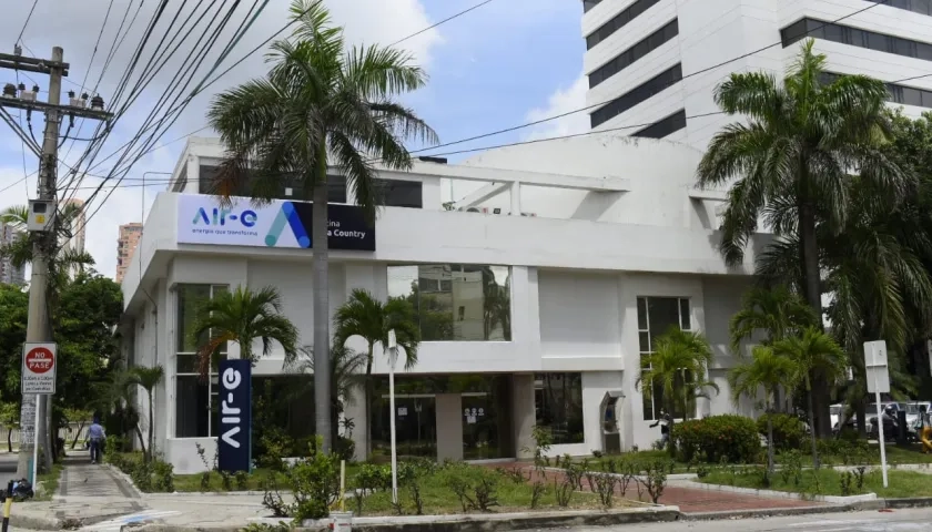 Fachada de Air-e.