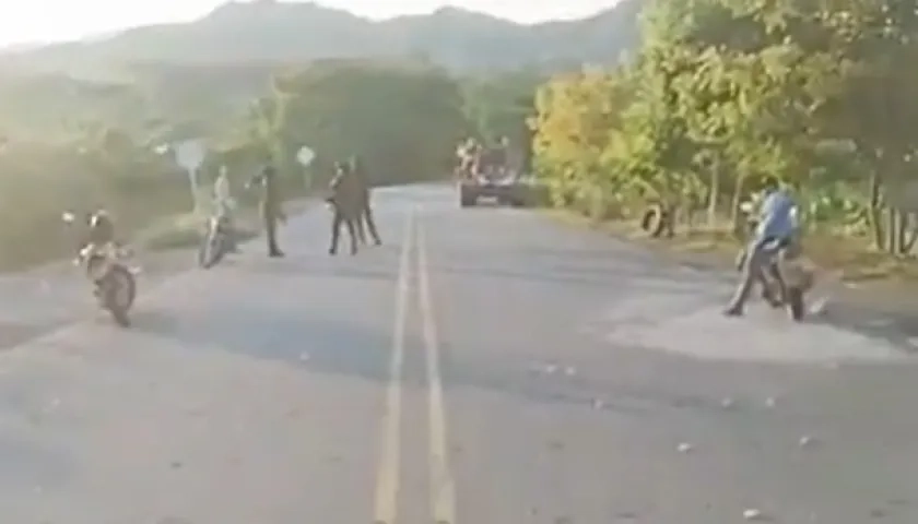 Cierre en el sur de Bolívar.