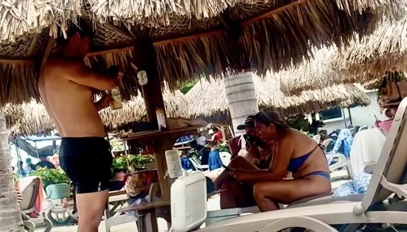El MinVivienda de paseo en Santa Marta