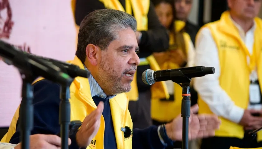 El contralor Carlos Hernán Rodríguez.