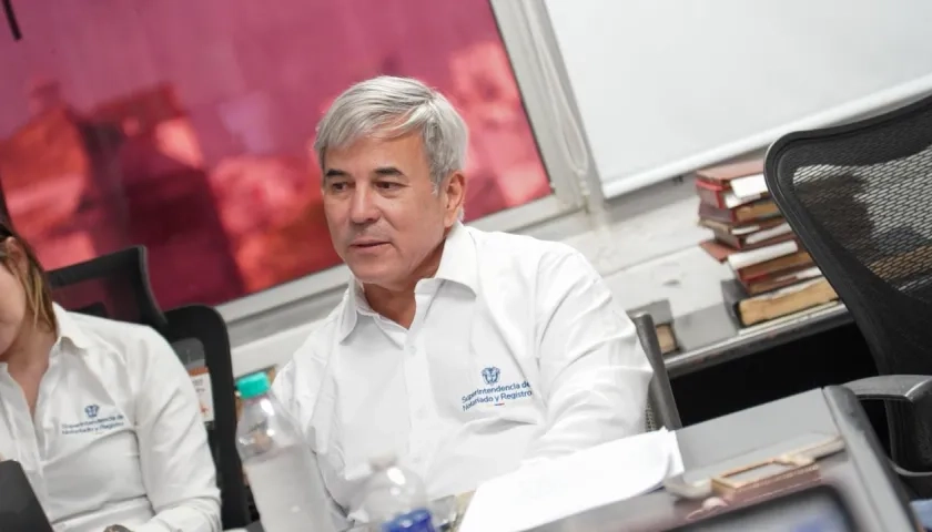 El superintendente de Notariado y Registro, Joaquín Méndez Llach.