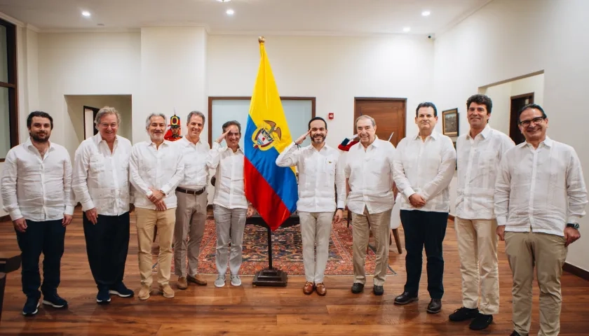 Empresarios reunidos con el Presidente Abelardo De La Espriella.