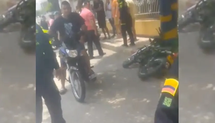 El motociclista quedó muerto en el lugar de los hechos, en el barrio Buena Esperanza. 