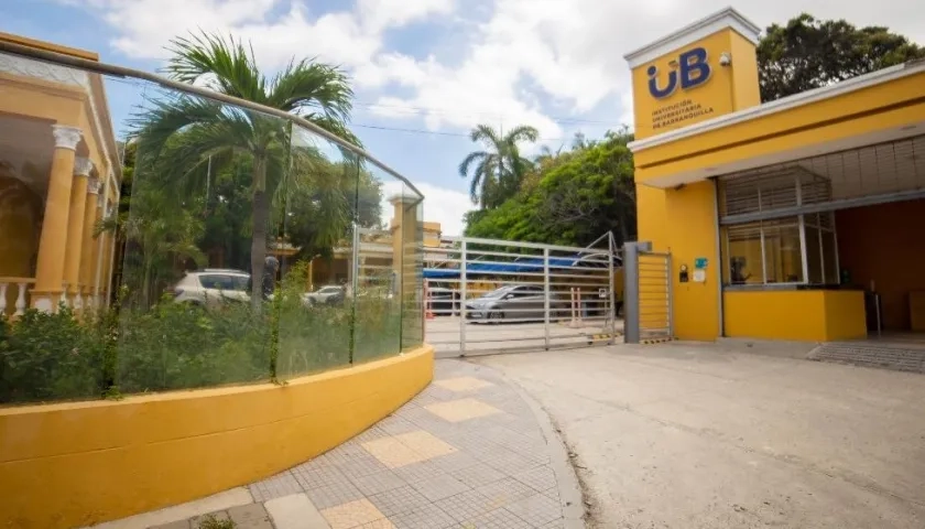 Fachada de la Institución Universitaria de Barranquilla. 