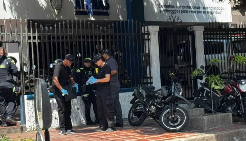 Fachada de la empresa de vigilancia Atenas en el norte de Barranquilla. 
