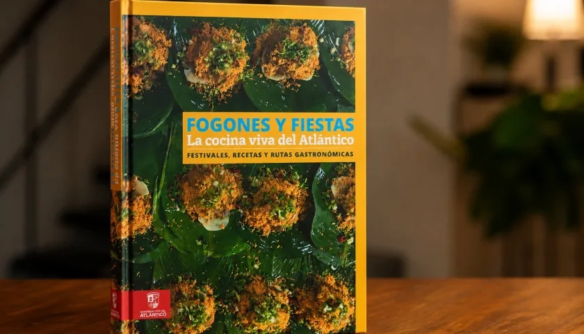 La portada del libro está inspirada en los pasteles de Pital de Megua.