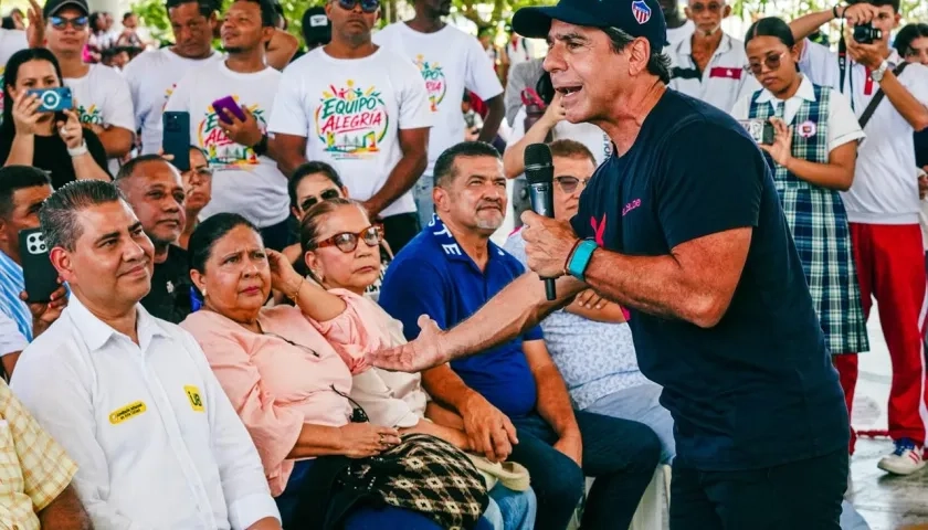 La presentación de las obras que se realizarán en la IED Evardo Turizo fue presentada a la comunidad educativa.