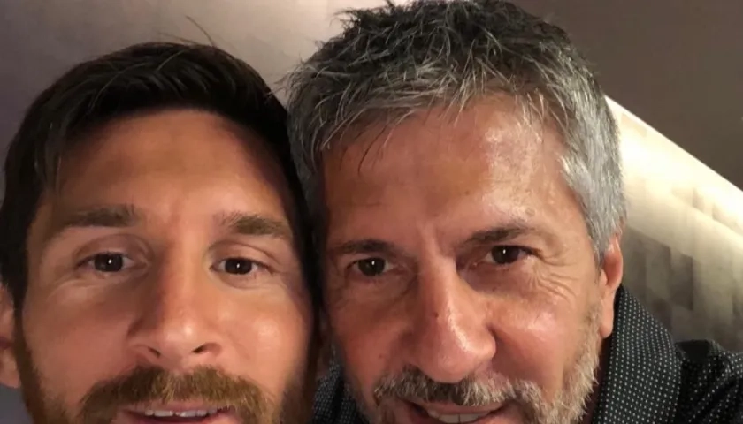Lionel Messi junto a su papá, Jorge Messi.