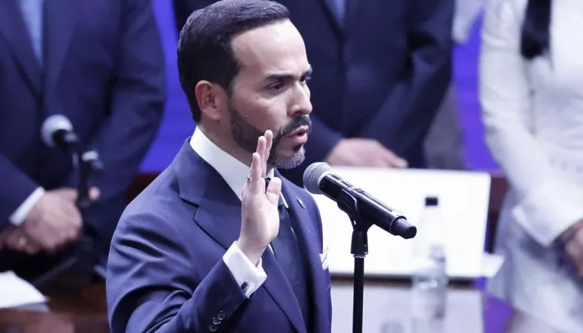 Posesión de Abelardo De La Espriella