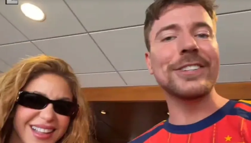 Shakira y MrBeast.