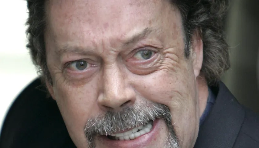 Tim Curry.