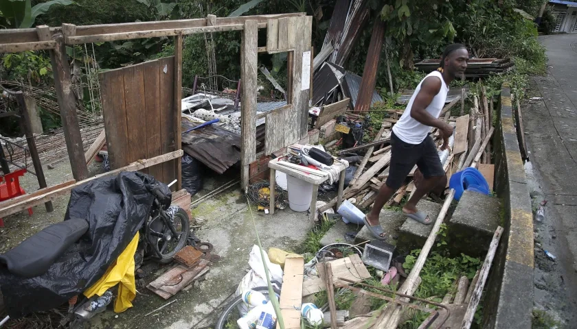Una vivienda afectada en zona rural de Buenaventura tras el terremoto.