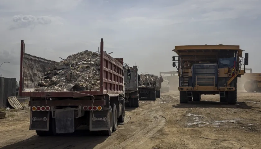 La remoción de escombros tras el doble terremoto de hace dos meses en Venezuela es un proceso que puede demorar hasta un año para culminar.