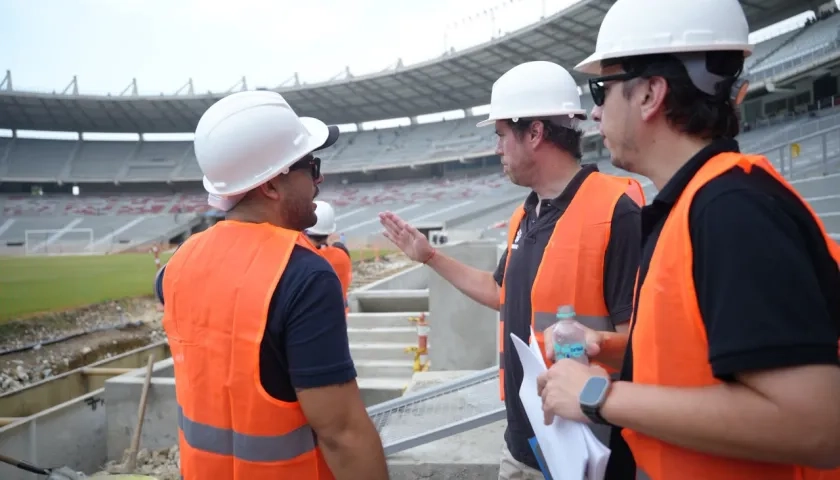 Visita de la Conmebol a las obras del Metropolitano.