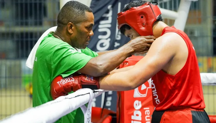 Ener Julio dirige un club de boxeo que lleva su nombre y funciona en Soledad.