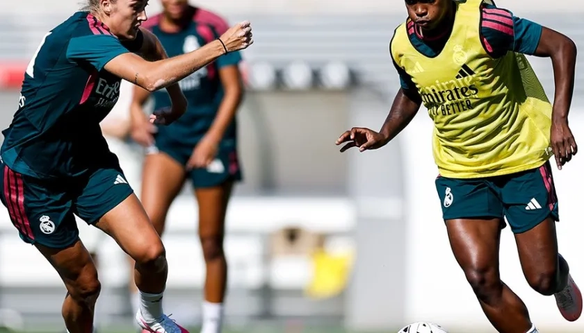 La colombiana Linda Caicedo durante un entrenamiento con el Real Madrid femenino.