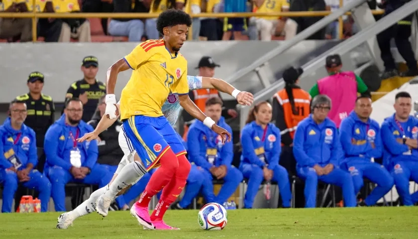 Johan Mojica jugó el Mundial 2026 con la Selección Colombia. 