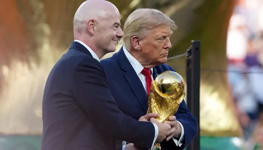 Gianni Infantino y Donald Trump en la ceremonia de premiación del pasado Mundial. 