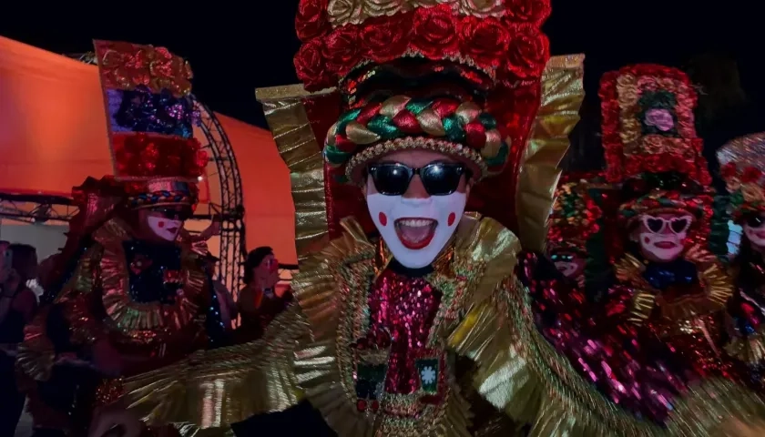 Danza del Congo Grande abrió el desfile en el Macondo Park, la residencia de Shakira. 