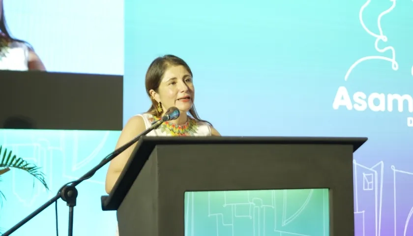 Iris Marín, Defensora del Pueblo.