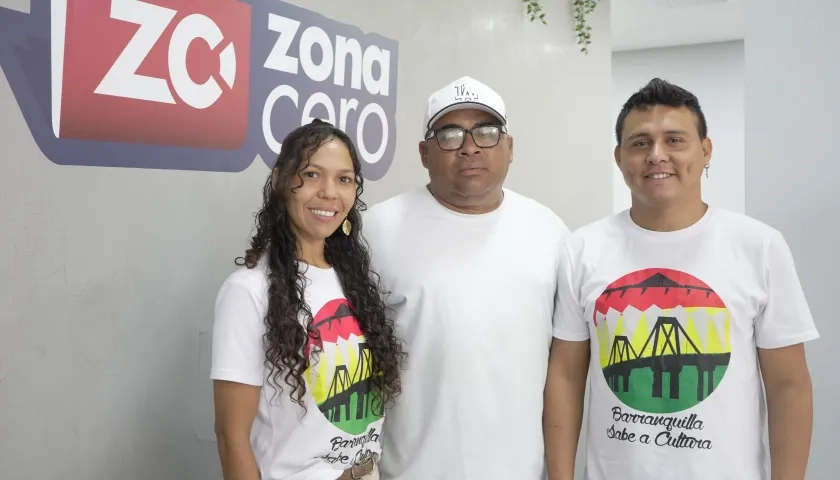 Lisseth Méndez Aguas, Tomás Jiménez Díaz y Génesis Vargas Jiménez, fundadores de MonuBaq. 