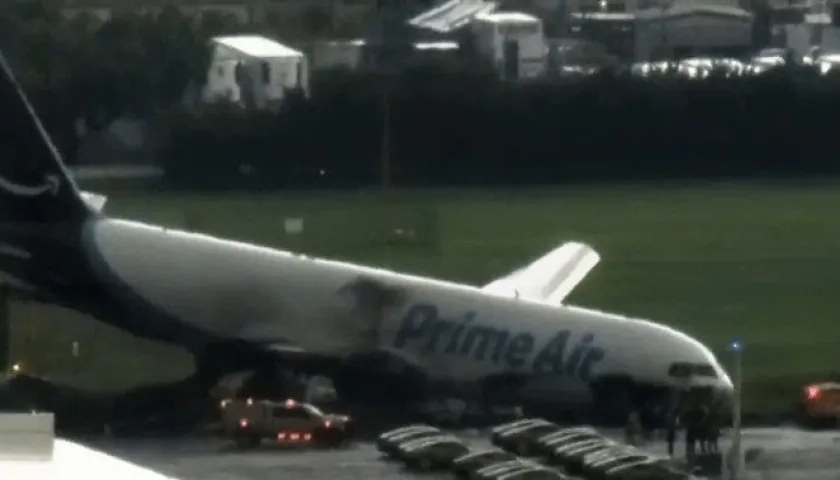 Avión de Amazon Air accidentado
