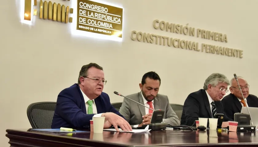 Alejandro Ramelli, presidente de la JEP, en la Comisión Primera del Senado.