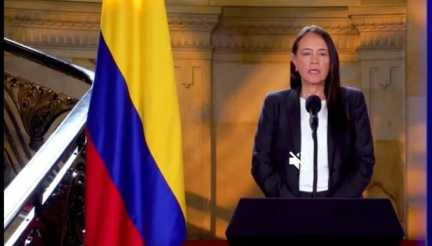  Angela María Mora Soto