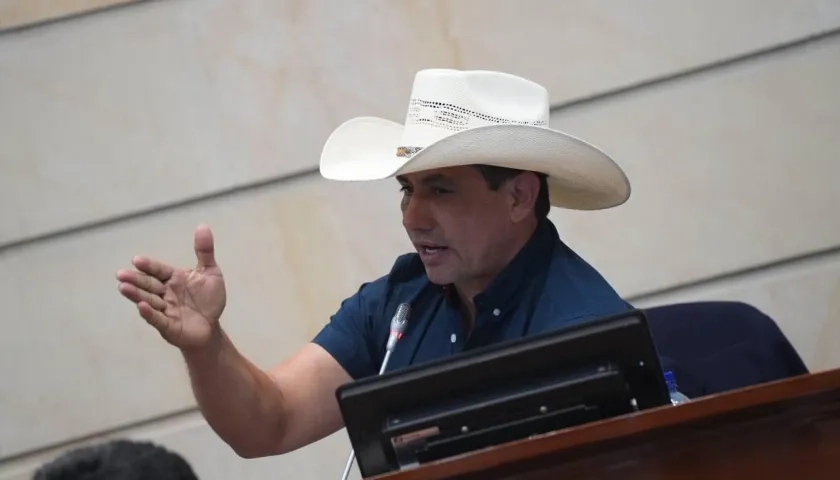 El senador Josué Alirio Barrera Rodríguez.