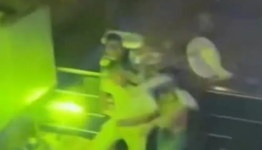 Pelea en una discoteca en el barrio Simón Bolívar.
