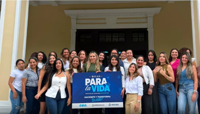 Beneficiarias de la beca en la convocatoria pasada.