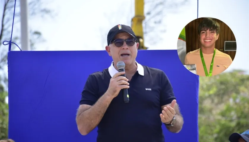 Christian Daes, COO de Tecnoglass, y el estudiante Matías Luengas Vergel.