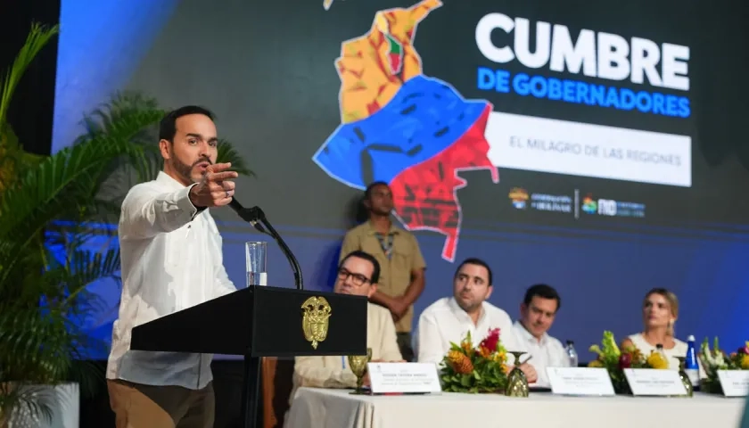 El Presidente Abelardo De La Espriella en la Cumbre de Gobernadores. 