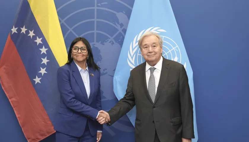 La presidenta encargada de Venezuela, Delcy Rodríguez, y el secretario general de la ONU, António Guterres.