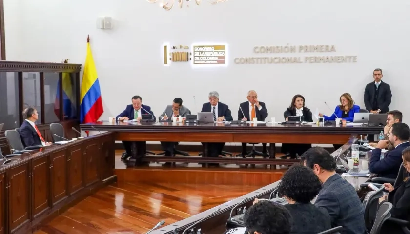 Entidades judiciales en la Comisión Primera del Senado.