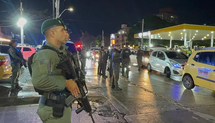 Patrullajes de la Policía Nacional en Barranquilla por Amor y Amistad